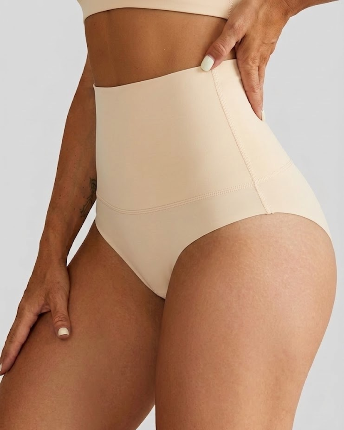 High Waist Smooth Sculpt Briefs – Seamless Fit
