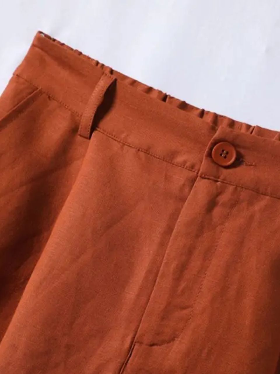 WOMEN'S LINEN SHORTS - LIGHTWEIGHT AND COMFORTABLE