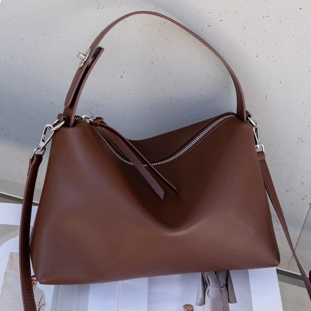 LUMIÈRE LEATHER SHOULDER BAG