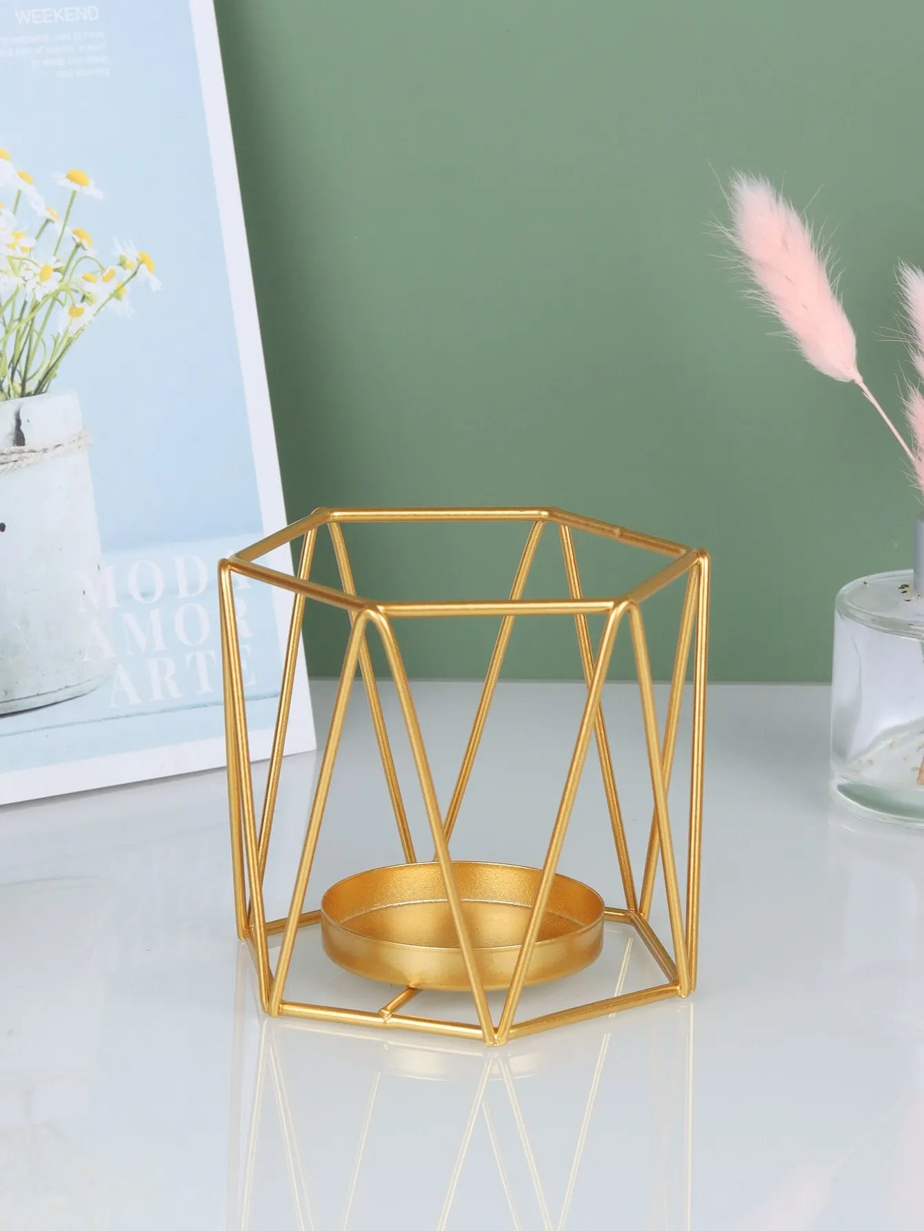 GOLD GEOMETRIC METAL CANDLE HOLDER – MODERN LUXURY HOME DECOR