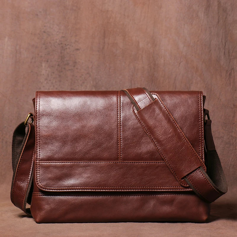 LEATHER MESSENGER BAG
