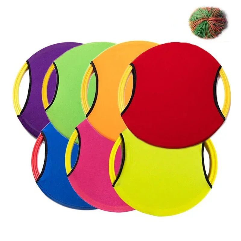 CATCH AND TOSS GAME WITH DISCS