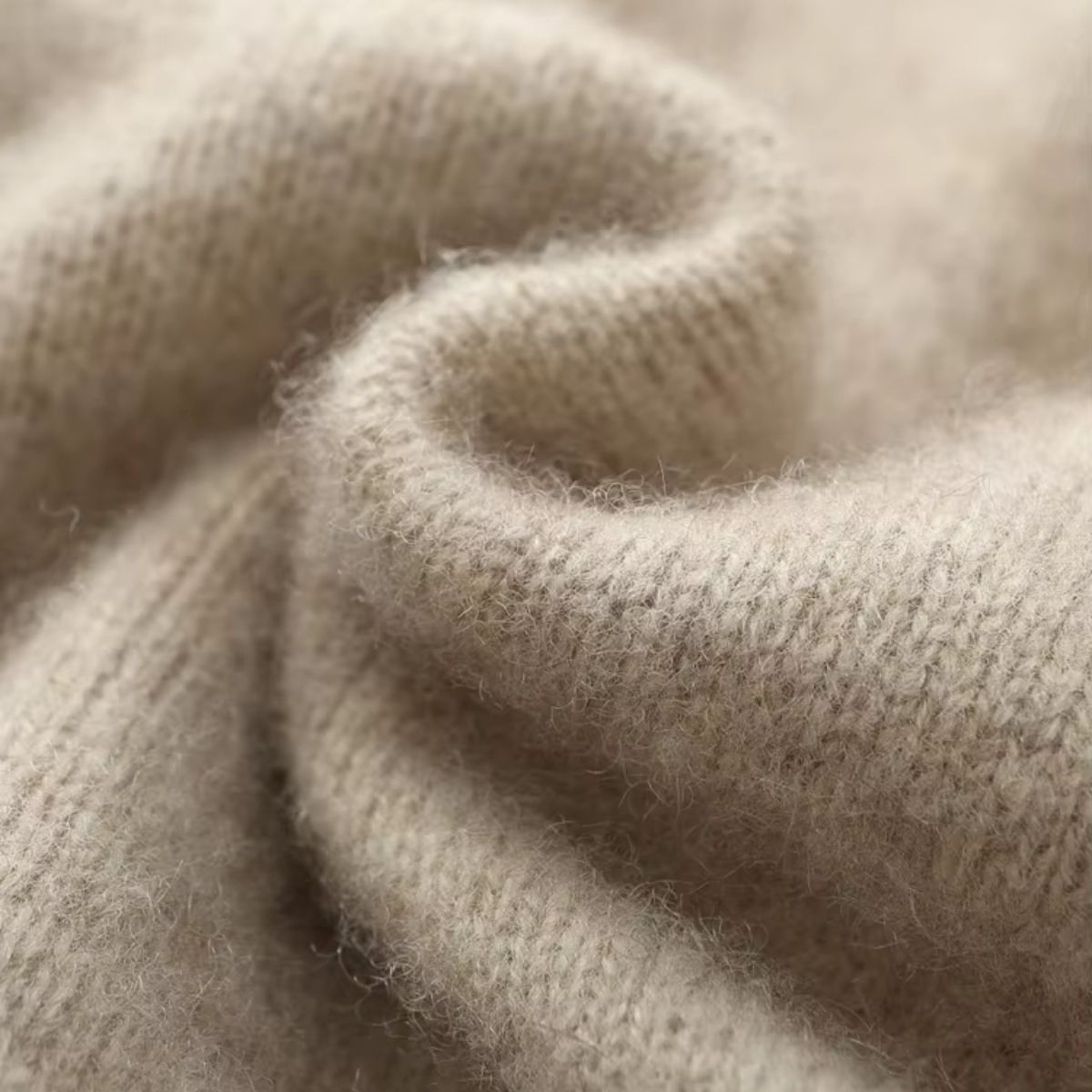 VERONA MERINO CARDIGAN