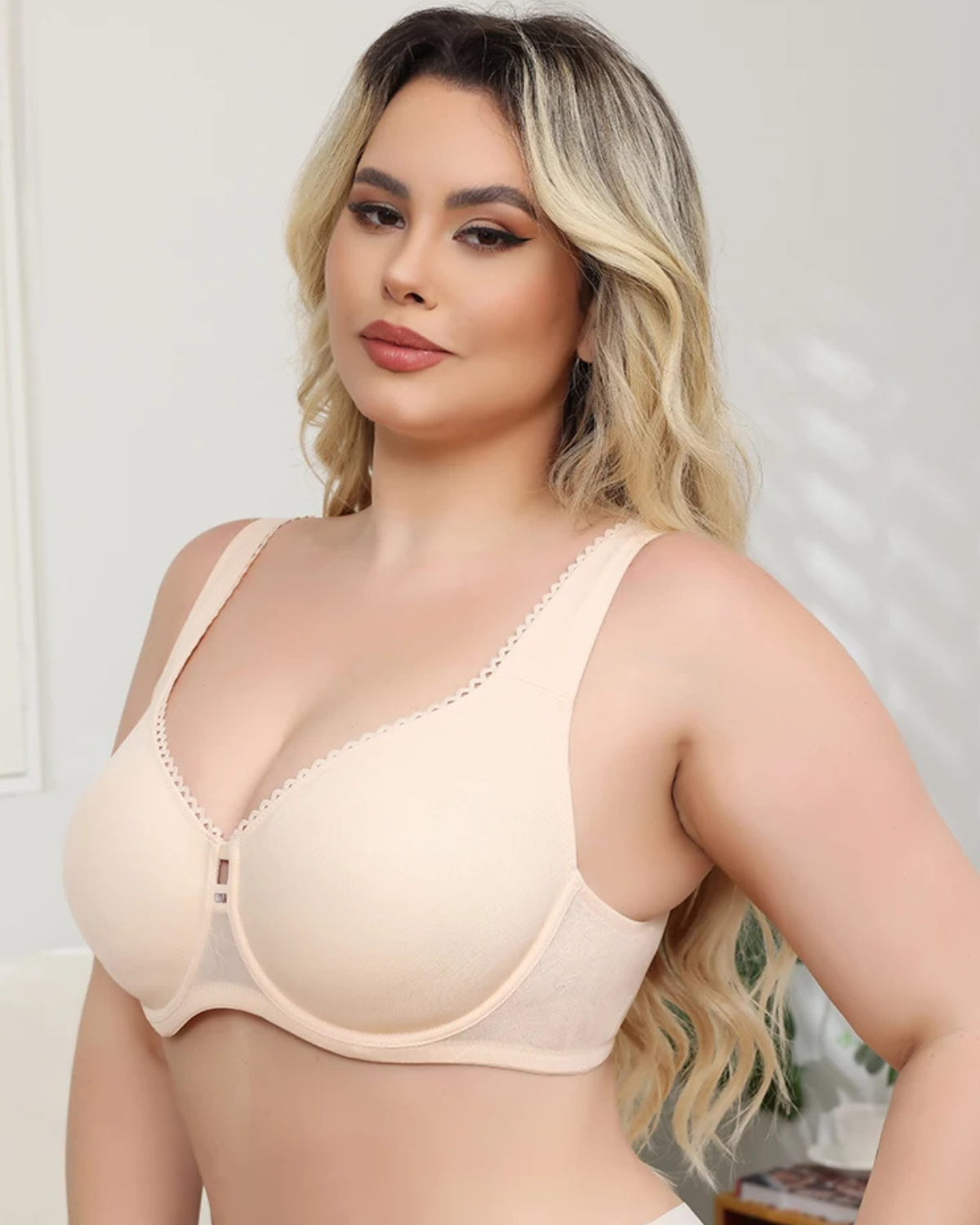 Lace Minimizer Bra – Full Coverage & Natural Support