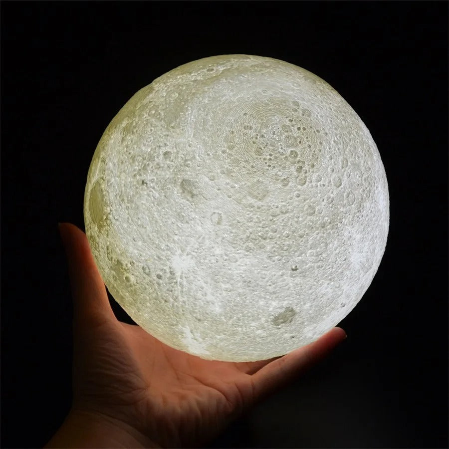 RECHARGEABLE 3D MOON LAMP WITH 2 OR 16 COLORS - TOUCH OR REMOTE CONTROL
