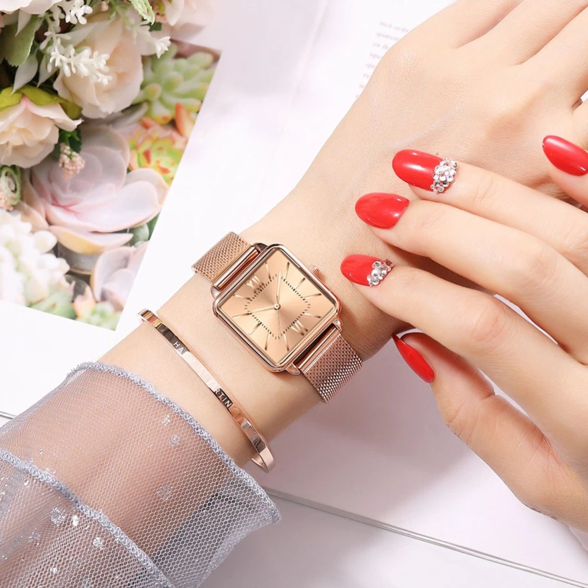 LUNA CLASSIC ROSE WOMEN'S WATCH 28mm