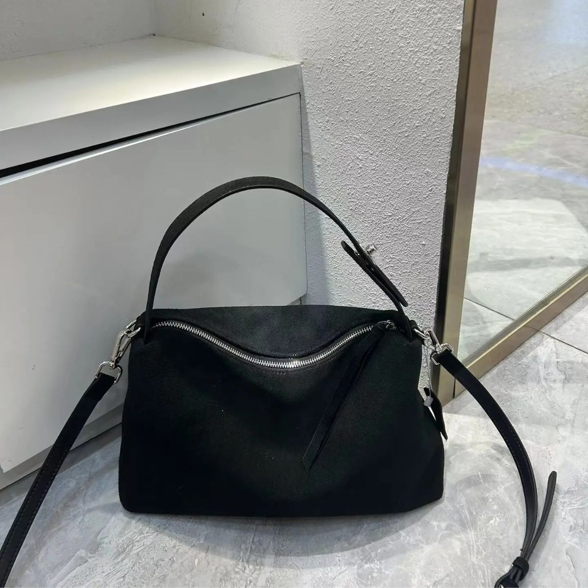 LUMIÈRE SUEDE SHOULDER BAG