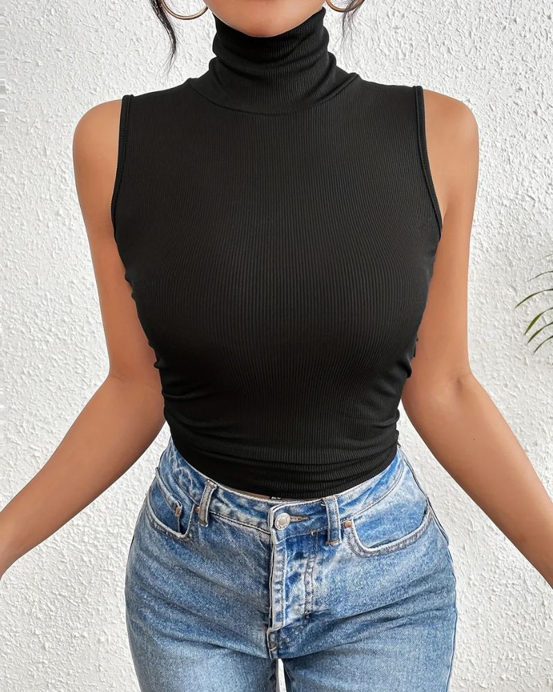 BLACK RIBBED SLEEVELEVS HIGH-NECK TOP