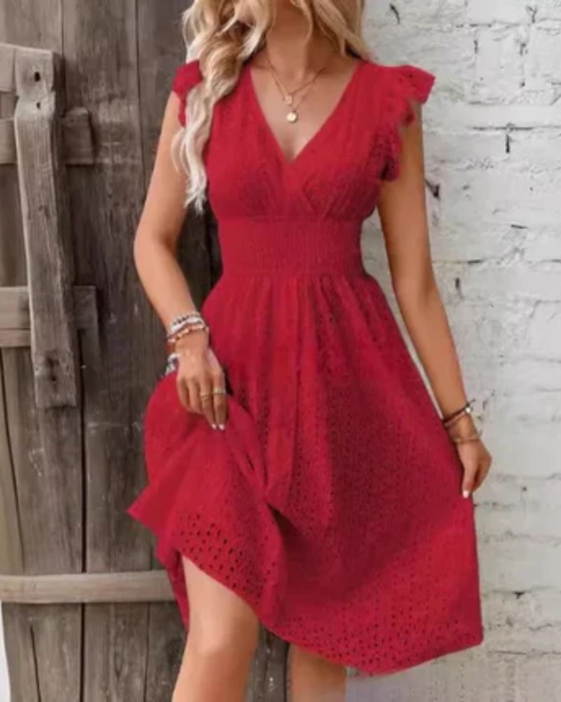MIDI LACE DRESS WITH V-NECKLINE